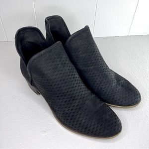 LUCKY BRAND Chelsea Ankle Booties / Boots